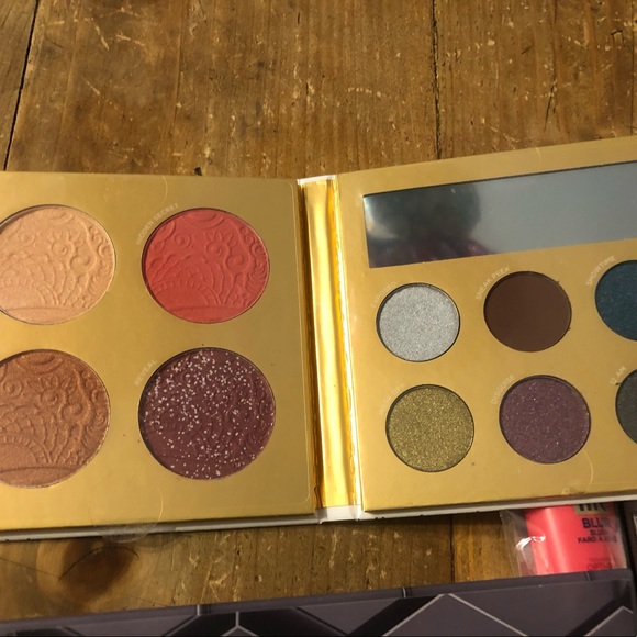 Eyeshadow Bundle with Makeup Hair Products and Nail Polish - Picture 8 of 11